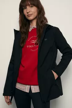 Спортивная ветровка приталенного силуэта