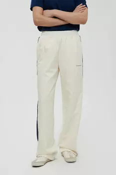 Спортивные брюки с лампасами из капсулы ретро