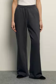 Спортивные брюки широкого кроя