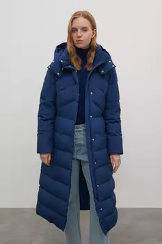 Стеганое утепленное пальто с капюшоном
