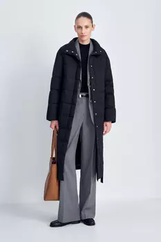 Стеганое утепленное пальто с капюшоном