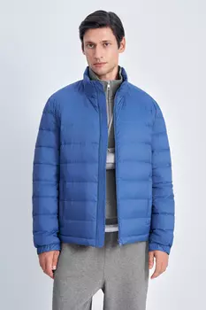 Стеганый пуховик с воротником-стойкой