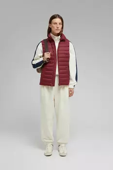 Стеганый пуховый жилет