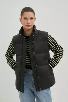 Стеганый жилет прямого кроя