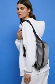 Сумка из коллаборации с Динамо