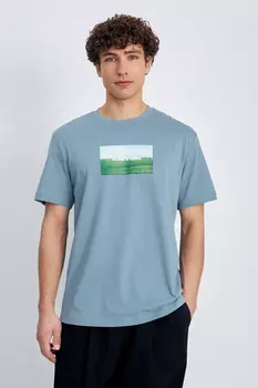 Свободная футболка с принтом