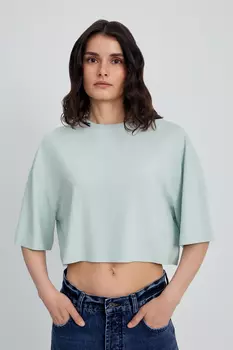 Укороченная футболка