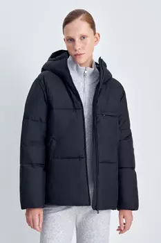 Утепленная куртка прямого кроя