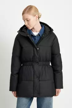 Утепленная куртка с эластичным поясом