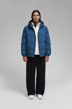 Утепленная куртка с капюшоном