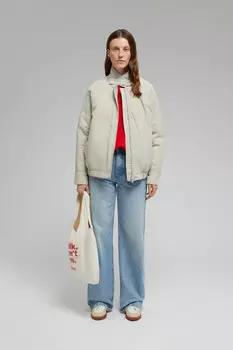 Утепленная куртка с отложным воротником