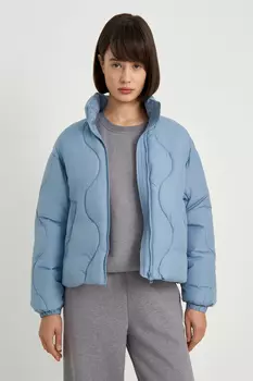 Утепленная куртка с воротником-стойкой