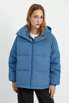 Утепленная куртка с воротником-стойкой