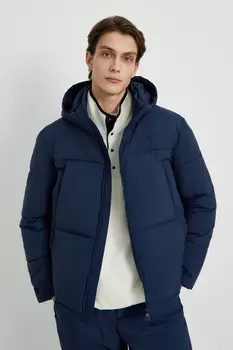 Утепленная куртка со съемным капюшоном