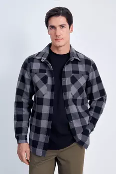 Утепленная рубашка с карманами