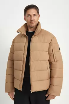 Утепленная стеганая куртка со съемным капюшоном