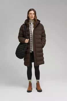 Утепленное пальто с капюшоном