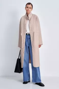 Утепленное пальто с поясом