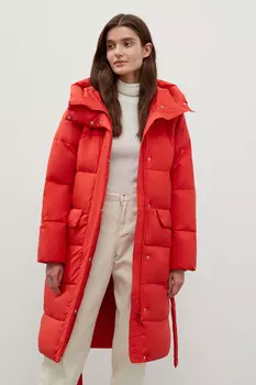 Утепленное пальто с поясом