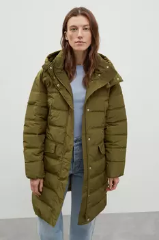 Утепленное пальто силуэта oversize