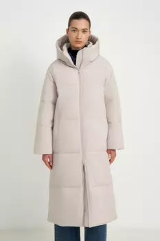 Утепленное пальто свободного силуэта