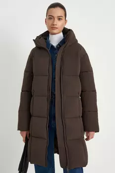 Утепленное пальто свободного силуэта