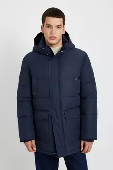 Утепленное полупальто с накладными карманами и капюшоном