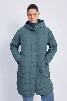 Утепленное стеганое полупальто