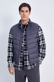 Утепленный жилет