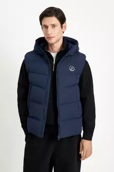 Утепленный жилет из утиного пуха