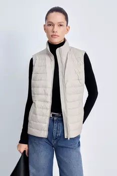 Утепленный жилет из утиного пуха