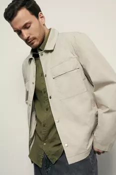 Ветровка из хлопка с нагрудными карманами