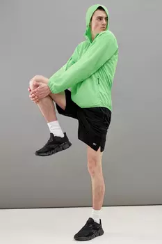 Ветровка с капюшоном из капсулы sport