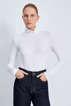 Водолазка приталенного силуэта