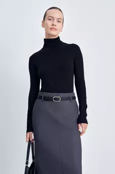 Водолазка приталенного силуэта