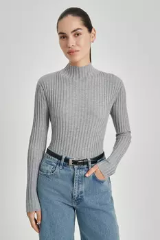 Водолазка приталенного силуэта с добавлением кашемира