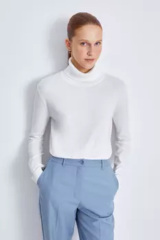 Водолазка прямого кроя