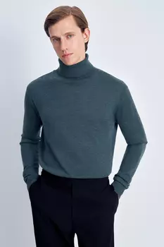 Водолазка прямого силуэта