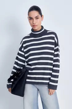 Водолазка свободного кроя в полоску