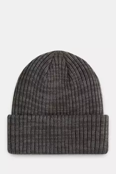 Вязаная шапка