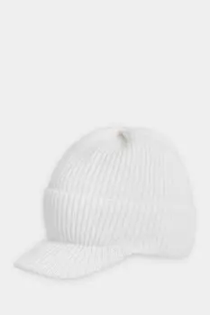 Вязаная шапка с козырьком из шерсти