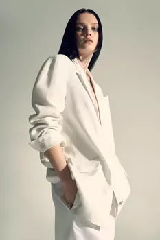 Жакет однобортный с карманами