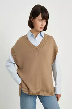 Жилет из шерсти с v-образным вырезом