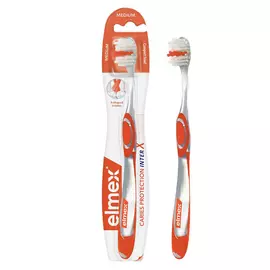 Зубная щетка Против Кариеса, средней жесткости, цвет в ассортименте, Elmex