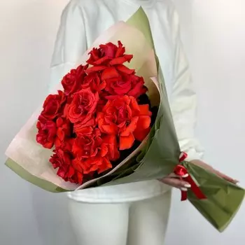 Большой букет из 11 роз Нина