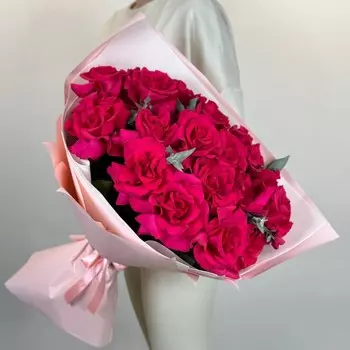 Букет из 17 роз Пинк Флойд