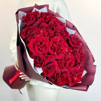 Букет из 21 роз Фридом