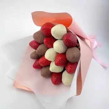 Букет из клубники "Сладкий поцелуй"