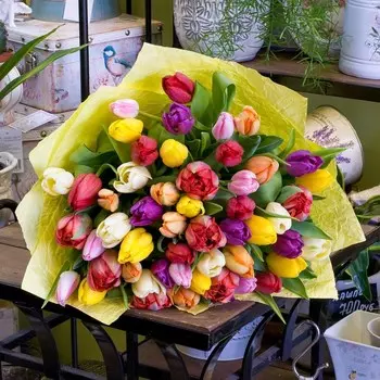 Букет тюльпанов "Волшебство"