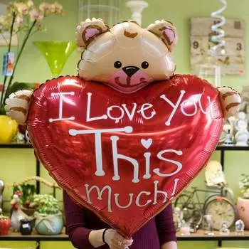 Фольгированный шарик "Мишка с сердцем"